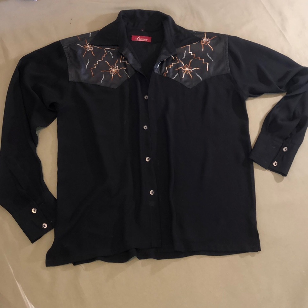 LEXICON designer wear, Men’s  embroidered , buttons down long sleeves SHIRT  L”